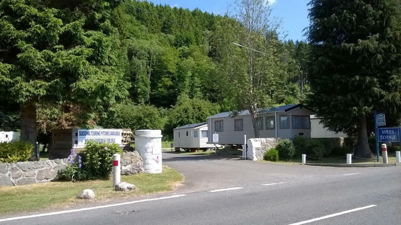 West Lodge Caravan Park Comrie Eksteriør billede